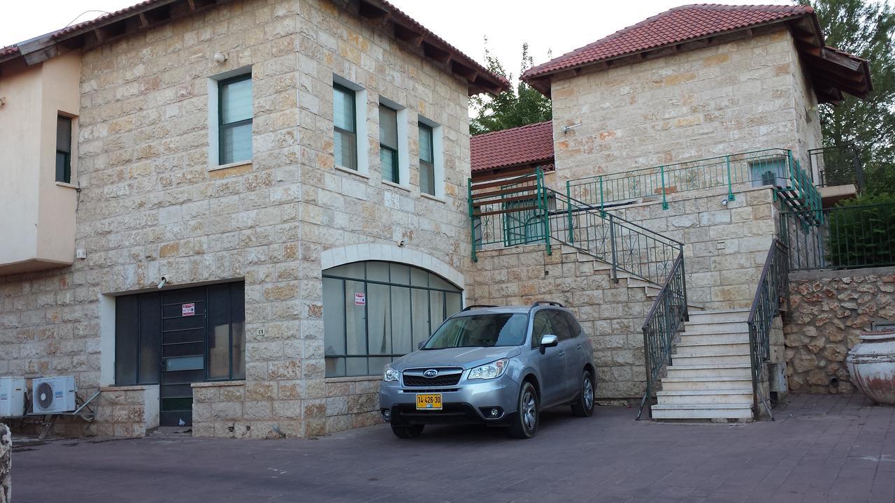 Erella'S Villa Rosh Pinna Eksteriør billede